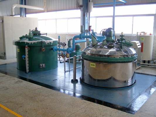 Thiết bị ngâm áp suất chân không Động cơ điện áp cao Máy đúc nhựa chân không